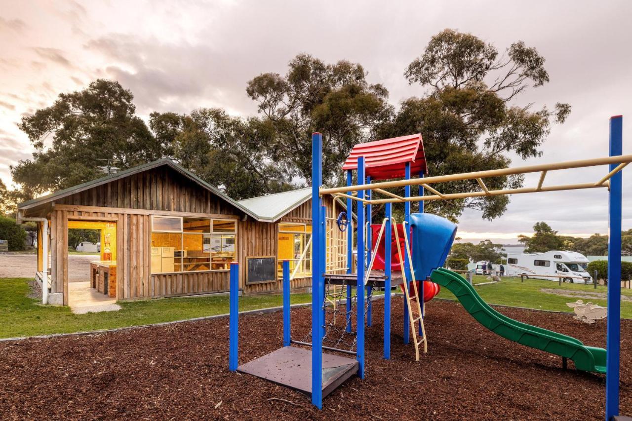 Big4 Iluka On Freycinet Hotel Коулс Бей Екстериор снимка